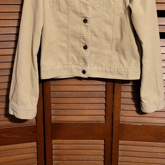 Vintage Abercrombie & Fitch women's corduroy jacket in Khaki/tan. Size M - Picture 2 of 4